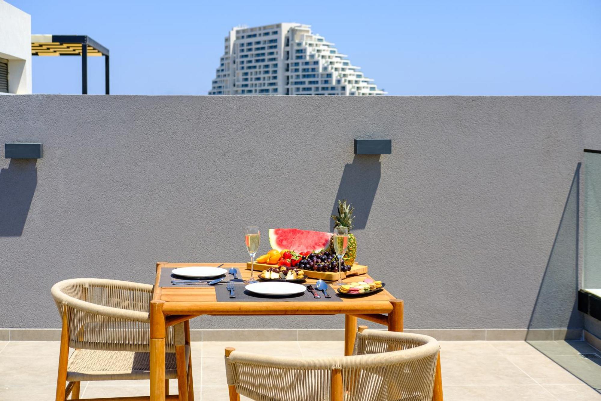 Sunset Gardens Apartment Limassol Ngoại thất bức ảnh