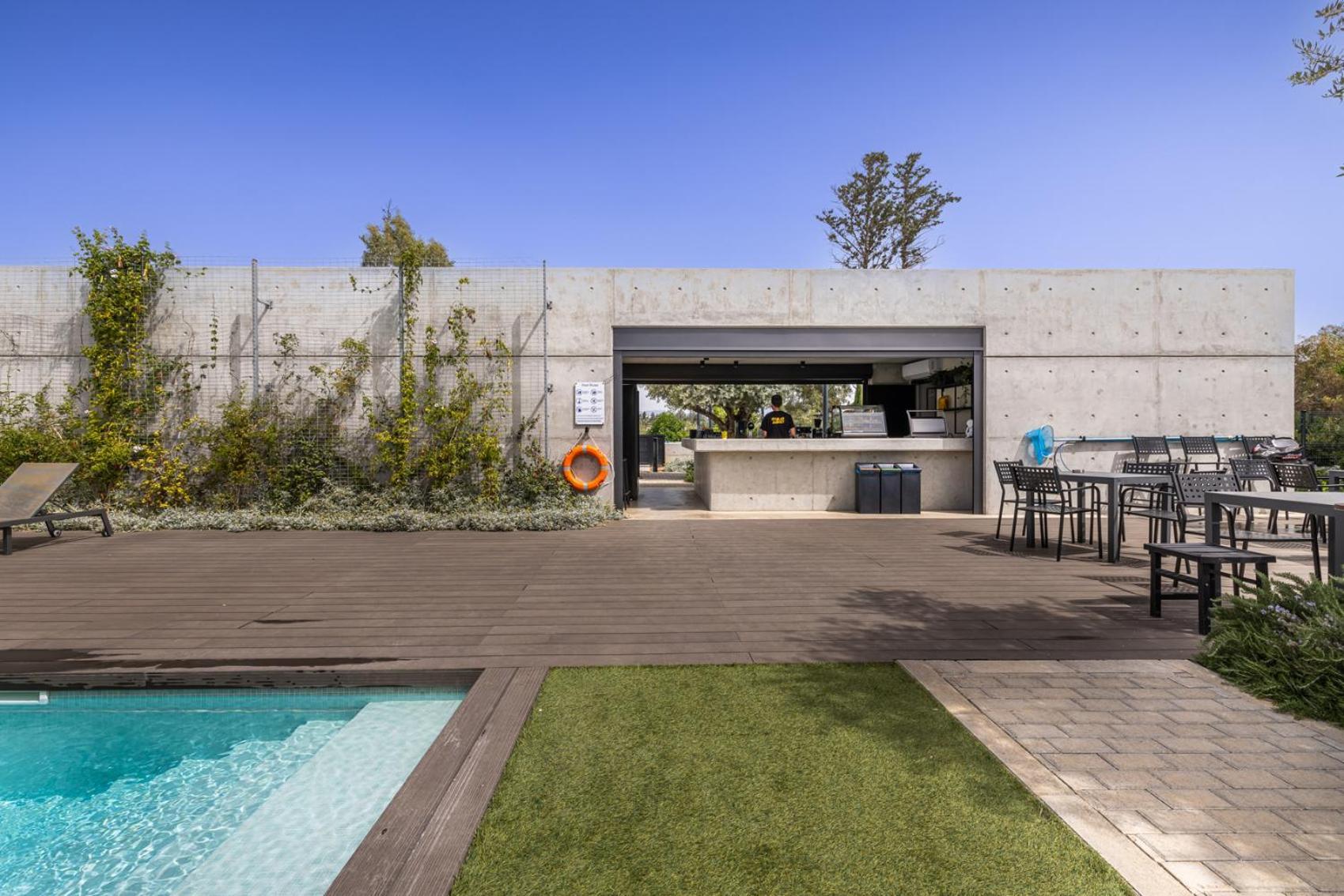 Sunset Gardens Apartment Limassol Ngoại thất bức ảnh