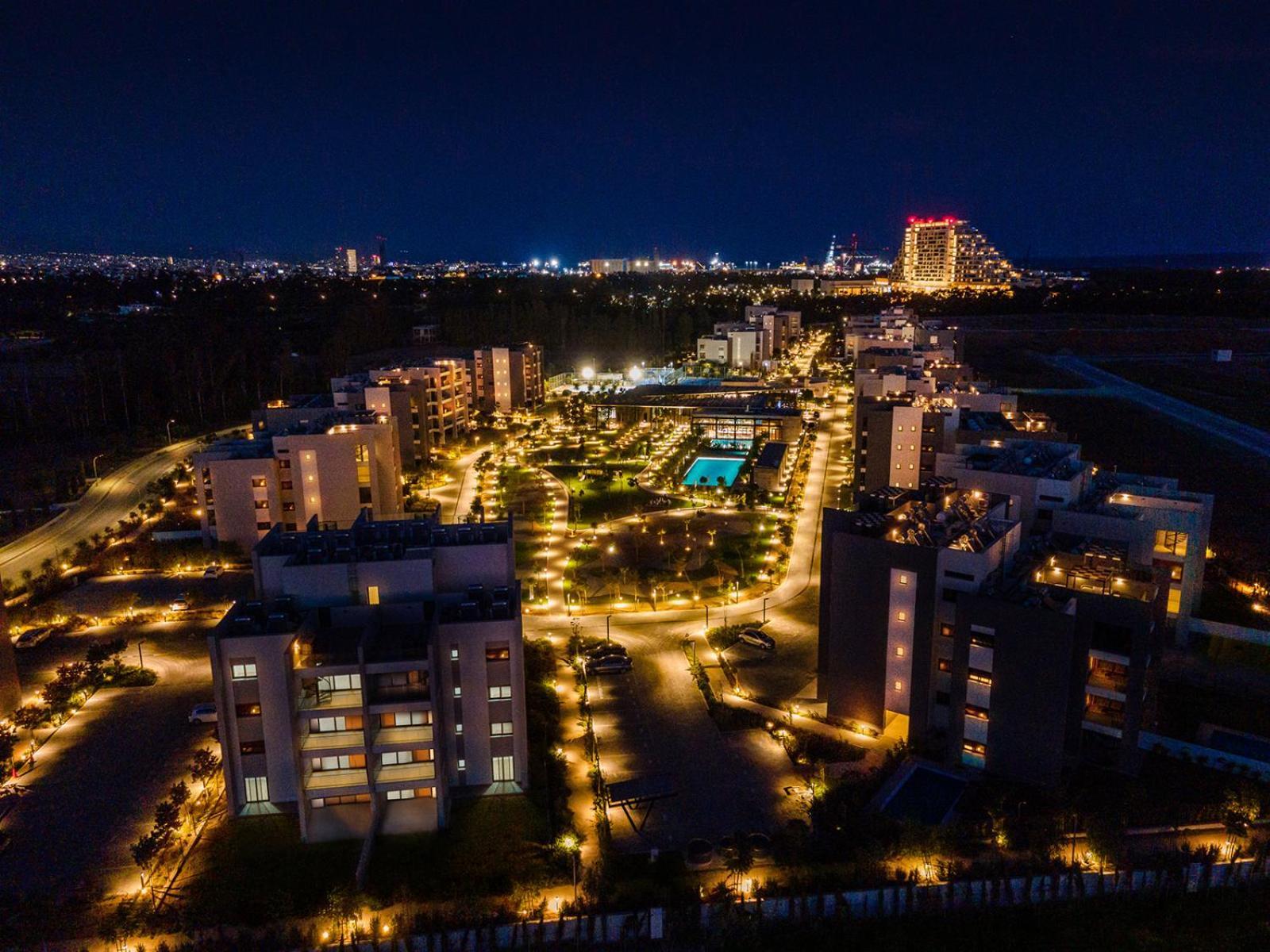 Sunset Gardens Apartment Limassol Ngoại thất bức ảnh