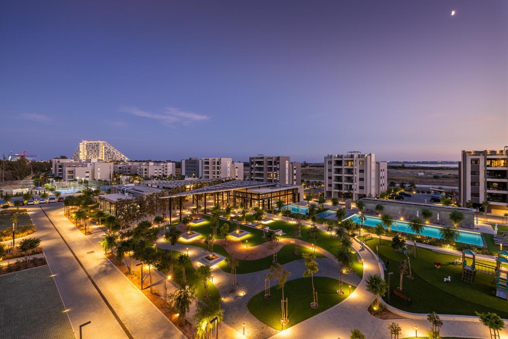 Sunset Gardens Apartment Limassol Ngoại thất bức ảnh